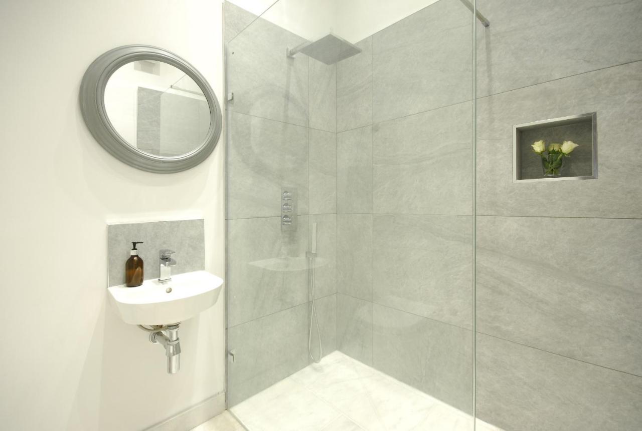Topside House - Beautiful 7 Bedroom House With Hottub Wifi And Parking Near Bath Wells Frome Oakhill Экстерьер фото