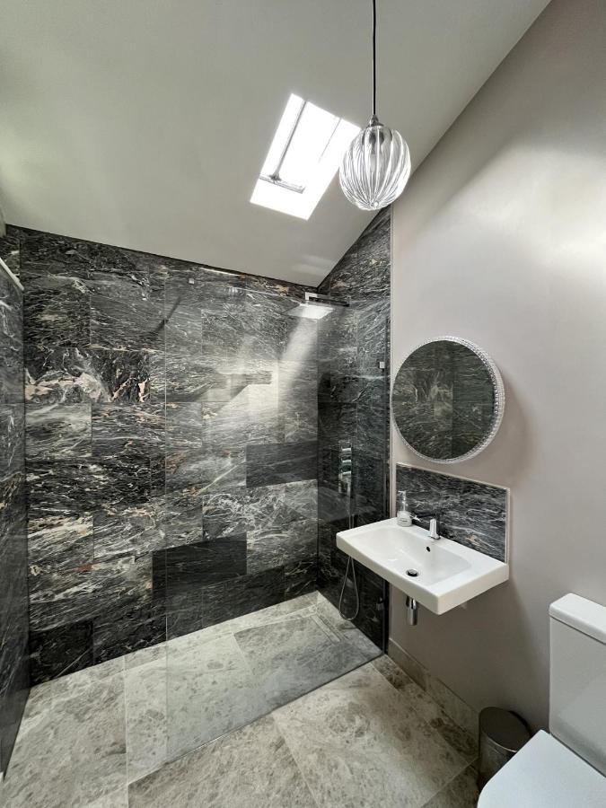 Topside House - Beautiful 7 Bedroom House With Hottub Wifi And Parking Near Bath Wells Frome Oakhill Экстерьер фото