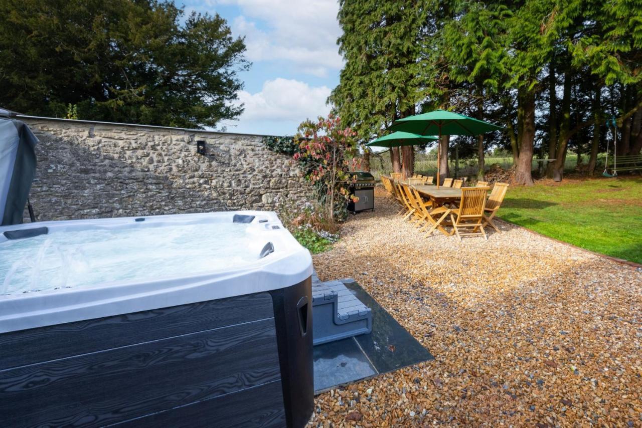 Topside House - Beautiful 7 Bedroom House With Hottub Wifi And Parking Near Bath Wells Frome Oakhill Экстерьер фото