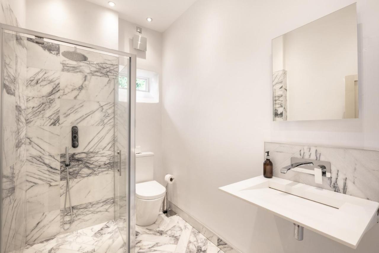 Topside House - Beautiful 7 Bedroom House With Hottub Wifi And Parking Near Bath Wells Frome Oakhill Экстерьер фото