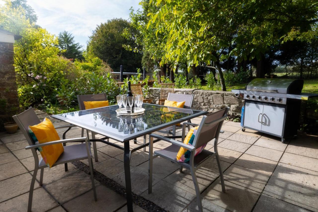 Topside House - Beautiful 7 Bedroom House With Hottub Wifi And Parking Near Bath Wells Frome Oakhill Экстерьер фото